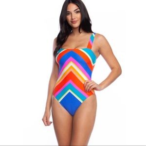 Trina Turk Sunset Chevron Maillot One Piece